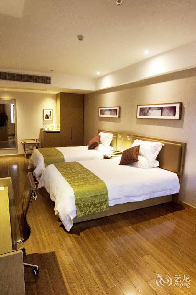 Heyi Hotel Hefei Changjiang Middle Road Exterior photo